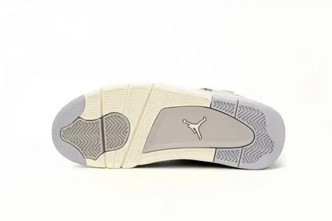 HYPE Jordan Air WMNS AQ9129-001 4 Frozen Moments 0529